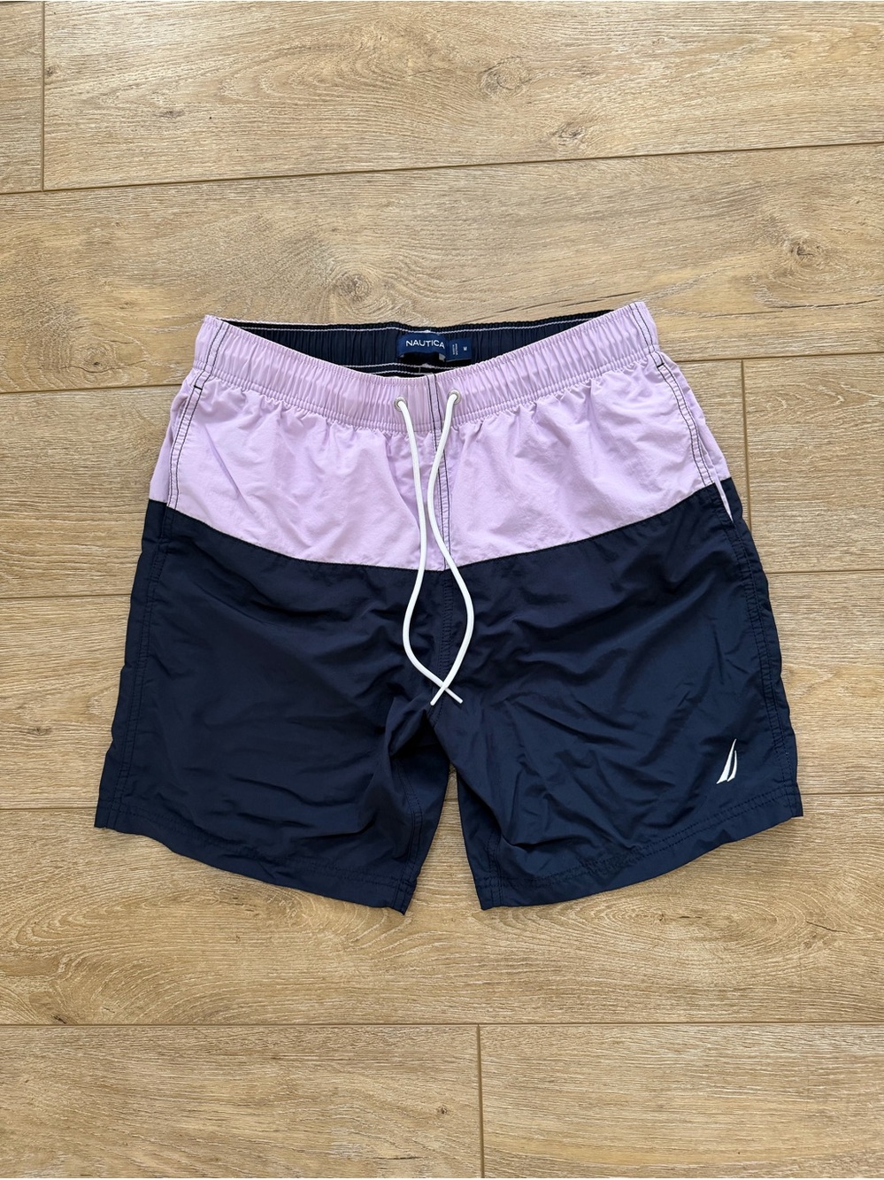 Nautica Men's Lavender & Navy Colorblock Swim Trunks Sz Medium Pockets Beach